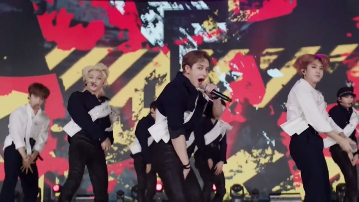【Stray Kids】God's Menu 11.25感恩节现场  印尼K-Pop颁奖典礼