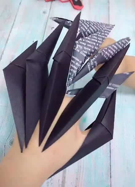钢爪手套折纸教程图片