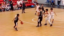偶然看到国外的小学生篮球比赛，我惊了，这水平也太高了吧