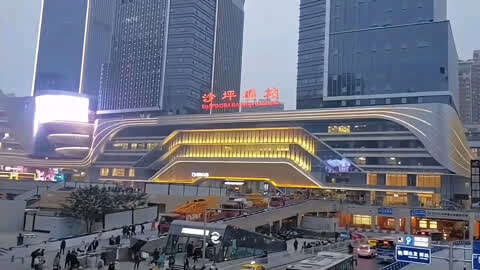 沙坪坝站金沙天街图片