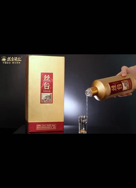 丝台酒业金丝台53度酱香酒让万千资深酒友收藏,究竟有何魅力?