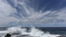 南太平洋上的汤加塔布岛沿海，为什么会形成“喷潮洞”？