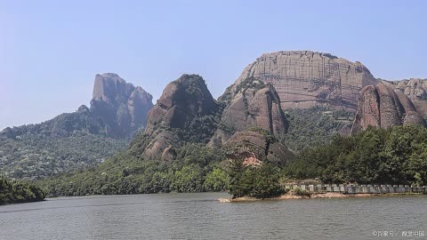 龟峰的景点的介绍图片